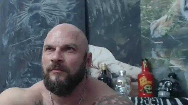 Snapshot of viking_30 chatting on May 26, 5:55 pm viking 30 online show from May 26, 5:55 pm