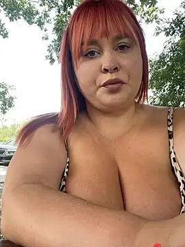 Snapshot of Model9798 chatting on June 30, 8:03 am Model9798 online show from June 30, 8:03 am