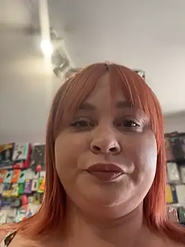 Snapshot of Model9798 chatting on May 24, 6:35 am Model9798 online show from May 24, 6:35 am