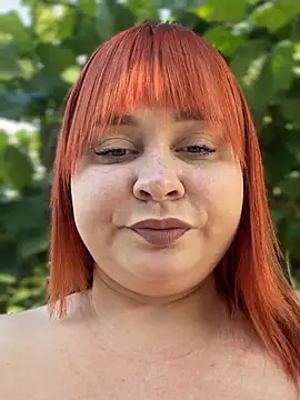 Snapshot of Model9798 chatting on June 25, 3:17 pm Model9798 online show from June 25, 3:17 pm