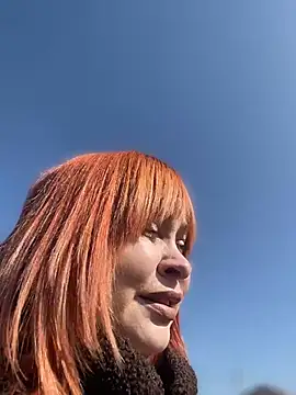 Model9798 online show from February 28, 9:31 am