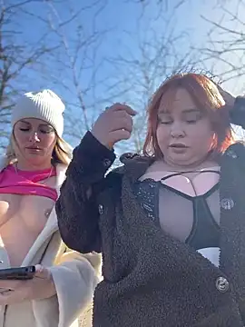 Model9798 online show from March 5, 8:44 am