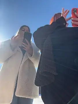 Model9798 online show from February 22, 11:23 am