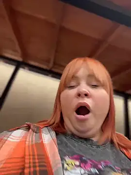 Model9798 online show from April 3, 10:11 am