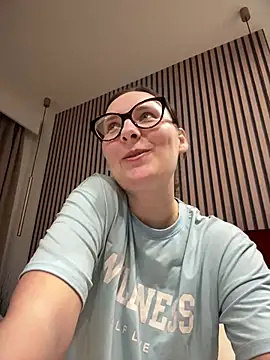 The Snowwhitee online show from January 10, 4:13 pm