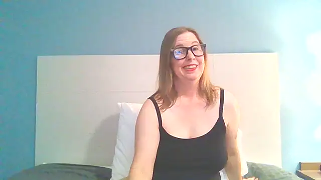 Snapshot of SweetandNaughty1 chatting on January 31, 6:24 am SweetandNaughty1 online show from January 31, 6:24 am