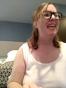 Snapshot of SweetandNaughty1 chatting on October 15, 8:39 pm SweetandNaughty1 online show from October 15, 8:39 pm