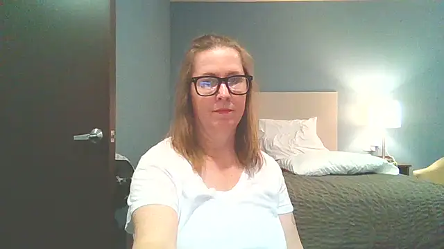 Snapshot of SweetandNaughty1 chatting on January 5, 10:08 pm SweetandNaughty1 online show from January 5, 10:08 pm
