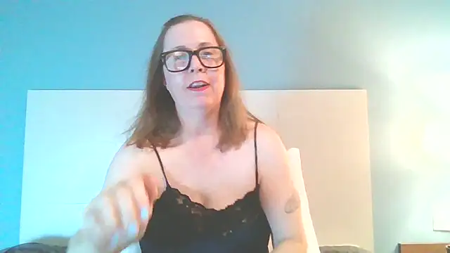 Snapshot of SweetandNaughty1 chatting on March 17, 3:14 am SweetandNaughty1 online show from March 17, 3:14 am