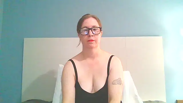 Snapshot of SweetandNaughty1 chatting on January 30, 8:53 pm SweetandNaughty1 online show from January 30, 8:53 pm