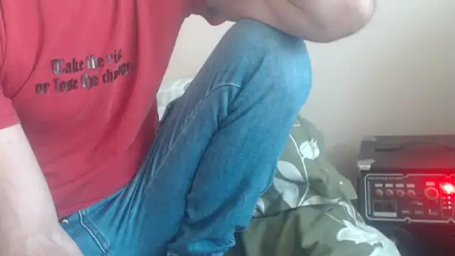 yvesstorm1 online show from May 26, 1:42 pm