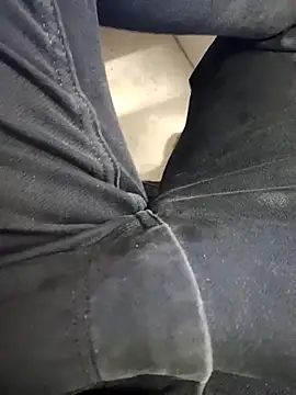 coolrocky346 online show from February 12, 11:07 am