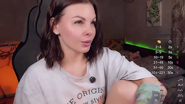 Your Sweet Lilu online show from May 4, 1:14 pm
