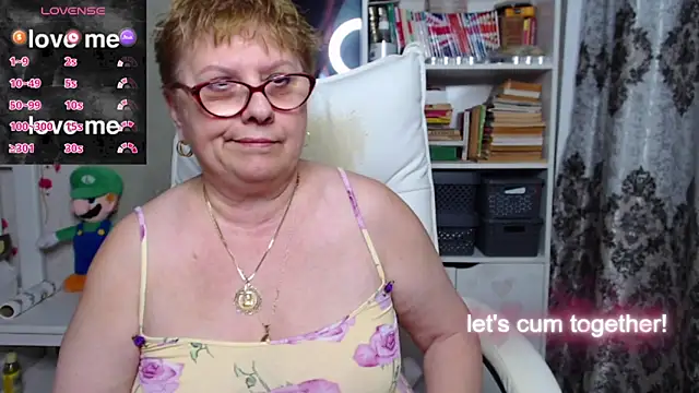 Snapshot of Mella4you chatting on January 17, 2:50 pm Mella4you online show from January 17, 2:50 pm