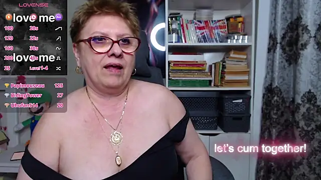 Snapshot of Mella4you chatting on February 27, 4:43 pm Mella4you online show from February 27, 4:43 pm