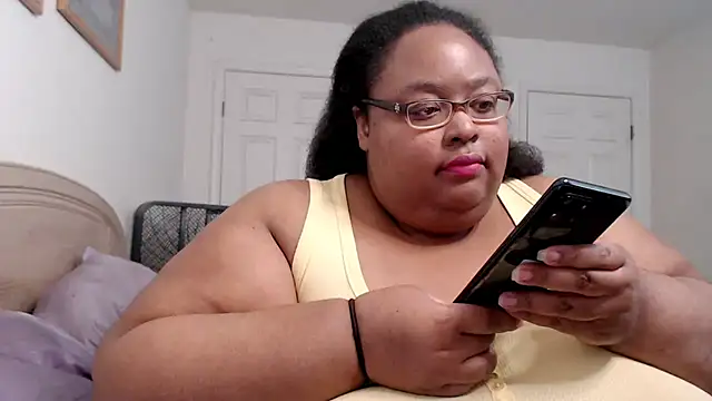 Loves Aura online show from October 25, 12:10 am