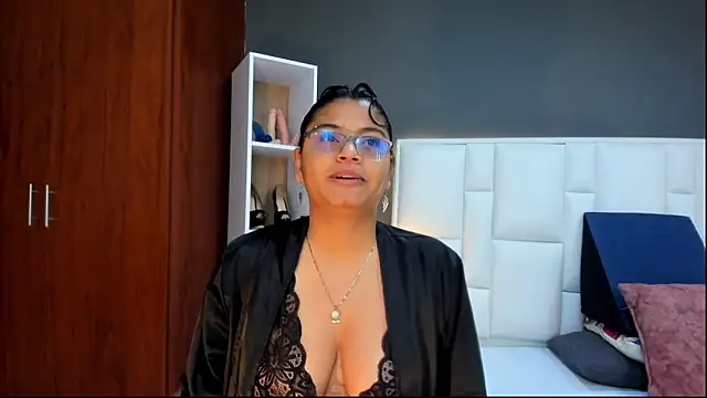 yeral2017 online show from April 14, 4:23 pm