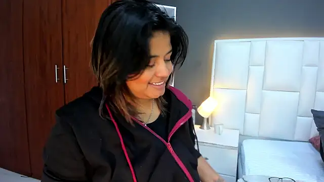 yeral2017 online show from April 9, 1:17 pm