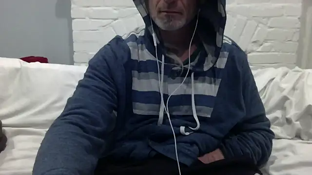 Snapshot of readyforfunxxx chatting on January 7, 2:22 pm readyforfunxxx online show from January 7, 2:22 pm