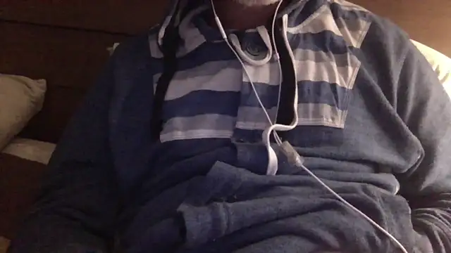 readyforfunxxx online show from December 5, 10:50 am