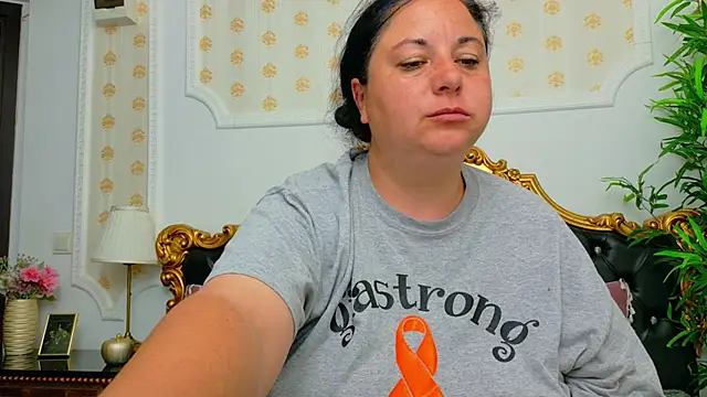 AleshaArabian online show from May 9, 3:32 am