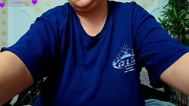 AleshaArabian online show from March 16, 5:04 am