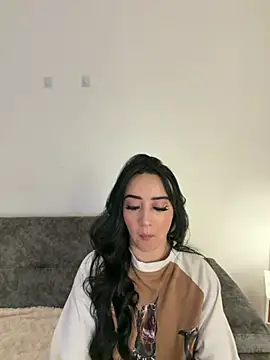 EmmyEvans1 online show from April 5, 7:42 pm