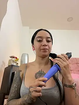 EmmyEvans1 online show from February 2, 7:57 pm