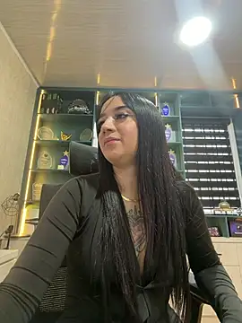 EmmyEvans1 online show from March 7, 7:41 pm