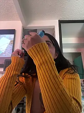 EmmyEvans1 online show from February 13, 8:42 pm