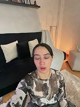 EmmyEvans1 online show from April 2, 8:04 pm