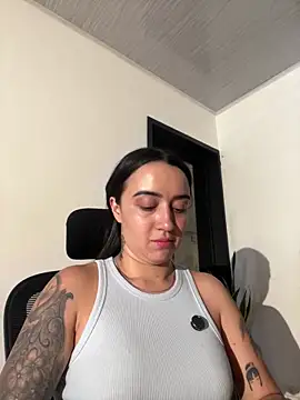 EmmyEvans1 online show from October 13, 7:37 pm