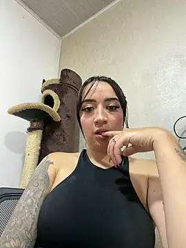 EmmyEvans1 online show from March 27, 7:15 pm