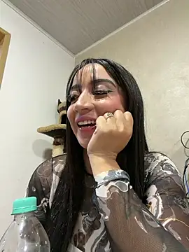 EmmyEvans1 online show from February 27, 7:35 pm