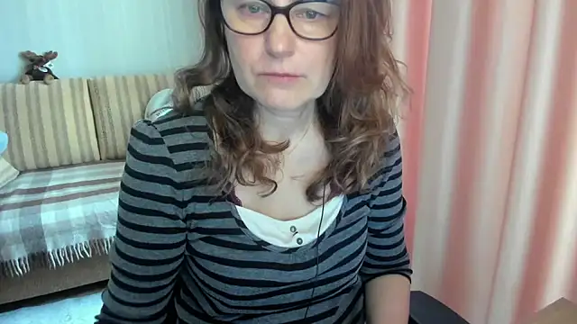 lauraoven online show from March 17, 7:22 am