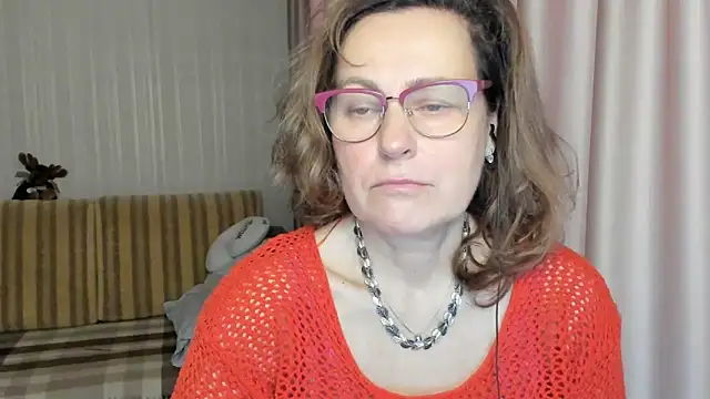 lauraoven online show from March 9, 9:02 am