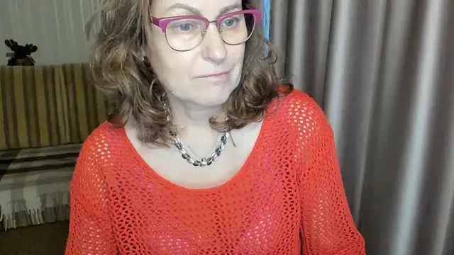 lauraoven online show from March 9, 3:38 pm