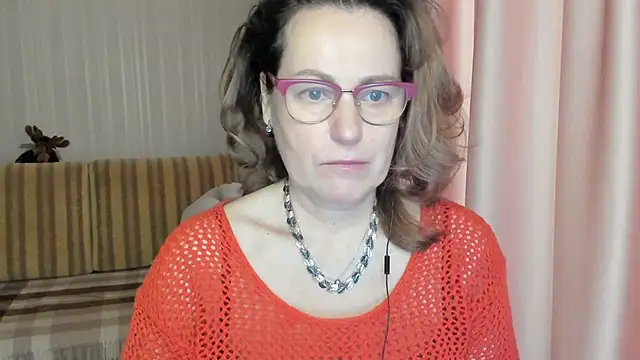 lauraoven online show from March 11, 7:14 am