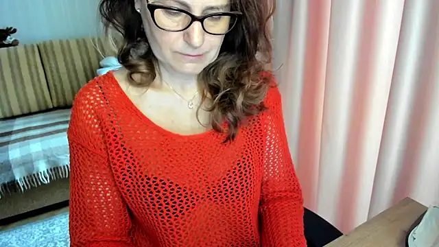 lauraoven online show from March 6, 7:47 am