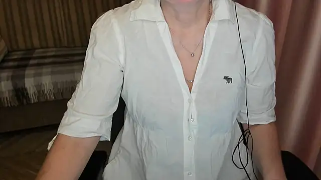 lauraoven online show from March 4, 7:30 am