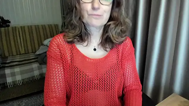 lauraoven online show from May 31, 7:03 pm