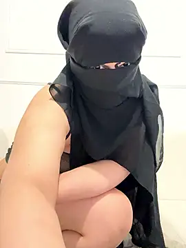 Snapshot of Marocainegroscul chatting on January 11, 4:58 pm Marocainegroscul online show from January 11, 4:58 pm