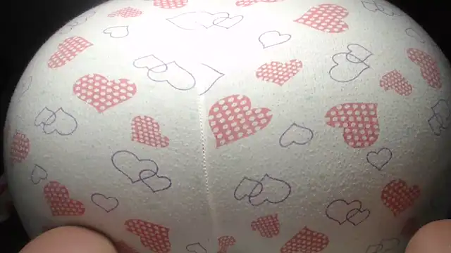 Snapshot of prettyangelsquirt chatting on December 2, 7:15 pm prettyangelsquirt online show from December 2, 7:15 pm