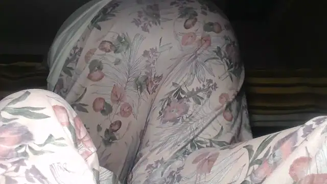 prettyangelsquirt online show from June 21, 4:18 am
