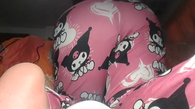 prettyangelsquirt online show from June 14, 9:27 pm