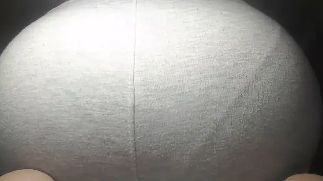 Snapshot of prettyangelsquirt chatting on October 15, 2:21 am prettyangelsquirt online show from October 15, 2:21 am