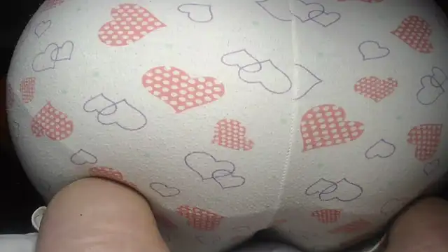 prettyangelsquirt online show from June 16, 12:32 am