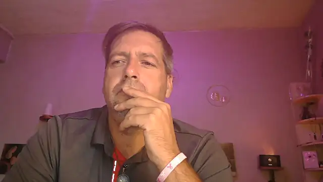 matrikes1 online show from October 17, 1:35 pm