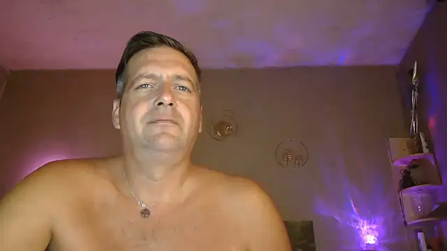Snapshot of matrikes1 chatting on July 22, 9:06 pm matrikes1 online show from July 22, 9:06 pm