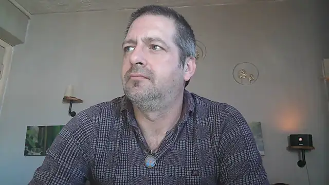 matrikes1 online show from March 9, 9:46 am